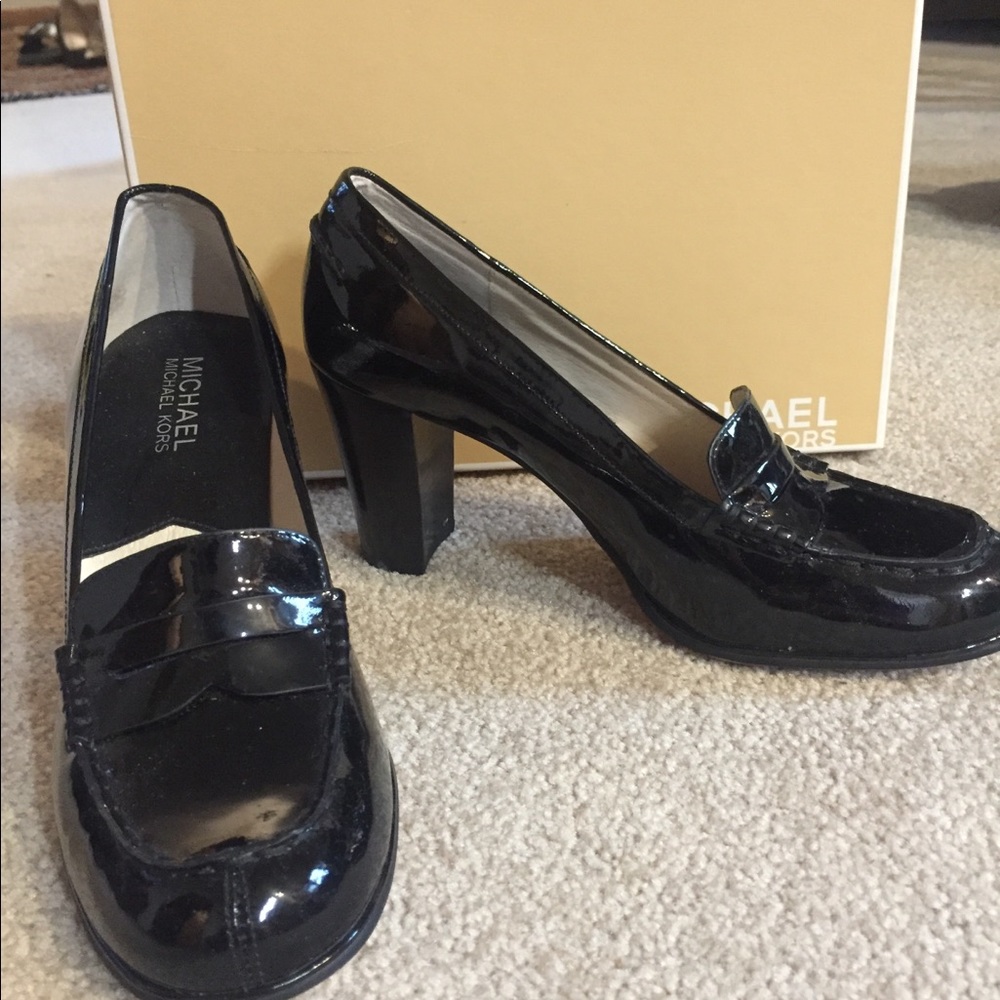 Michael Kors Loafers shoes size 7
